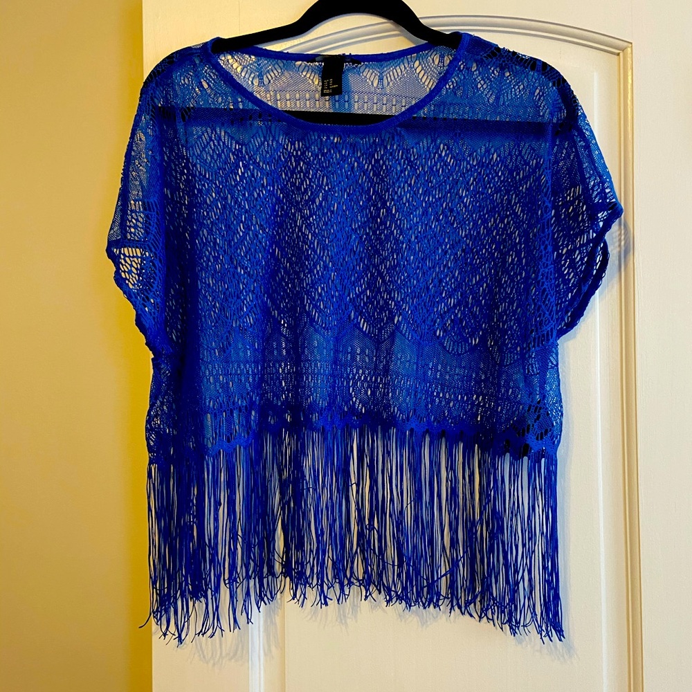 H&M lace fringe crop top